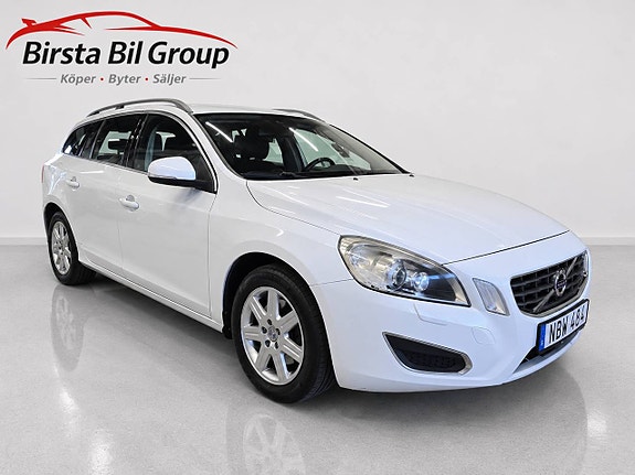 Volvo V60 2 of 11