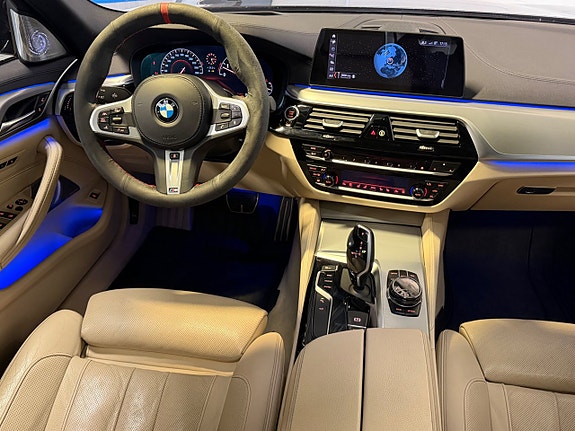 BMW 540i 8 of 25