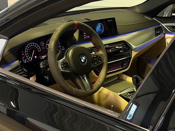 BMW 540i 11 of 25