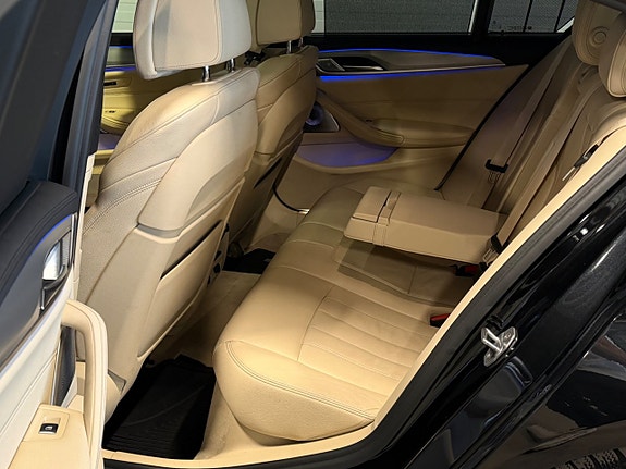 BMW 540i 12 of 25