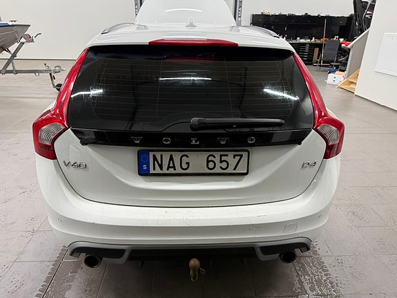 Volvo V60 5 of 13