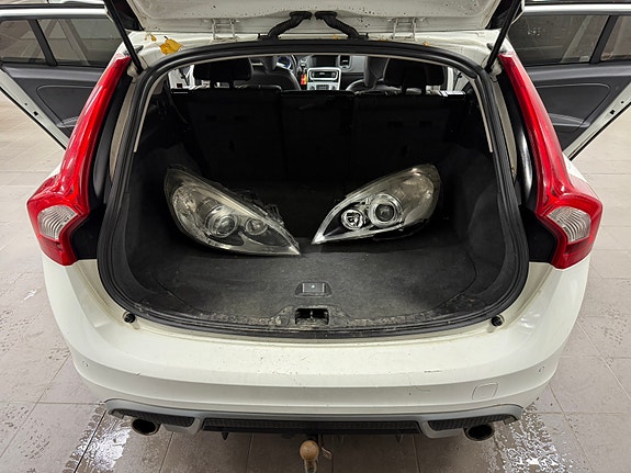 Volvo V60 9 of 13