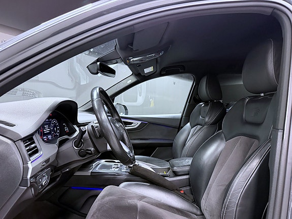 Audi Q7 5 of 22