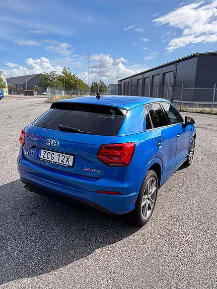 Audi Q2 4 of 5