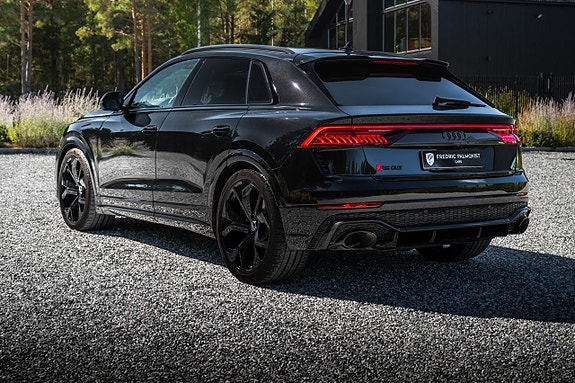 Audi RS Q8 3 of 29