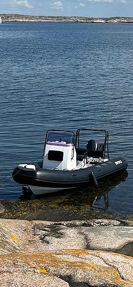 Brig 570p med 90hk Evinrude E-TEC. Heavy Duty-tuber 2020. 2 of 5