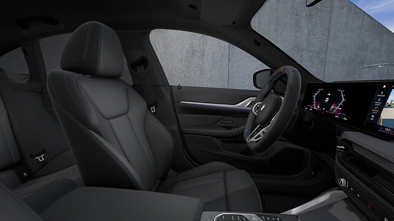 BMW i4 6 of 11