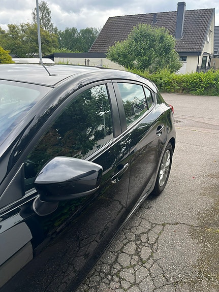 Mazda 3 5 of 5
