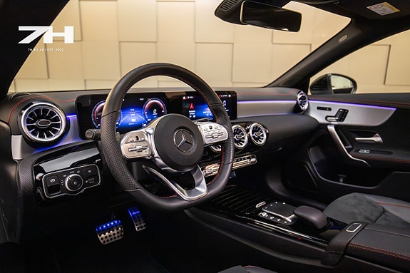 Mercedes-Benz CLA250 e 9 of 19