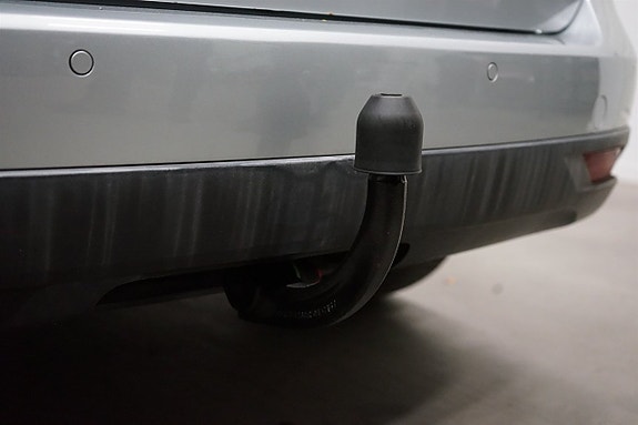 Volkswagen Touran Cross 17 of 17