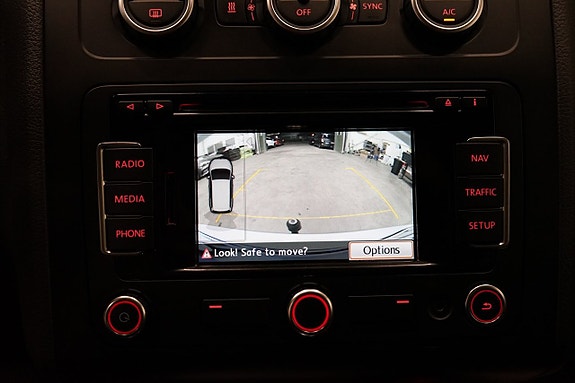 Volkswagen Touran Cross 12 of 17