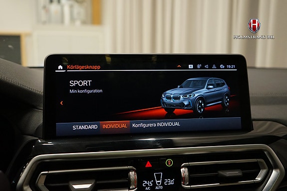 BMW iX3 23 of 29