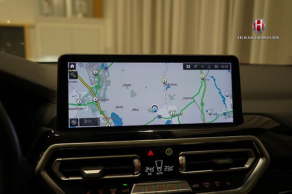 BMW iX3 19 of 29