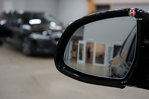 BMW iX3 25 of 29