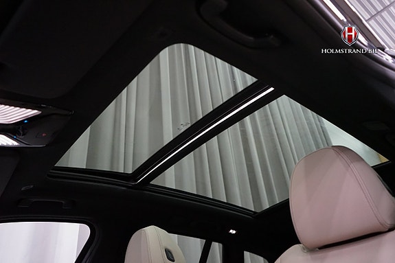 BMW iX3 11 of 29