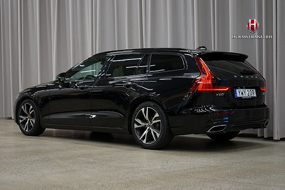 Volvo V60 4 of 26