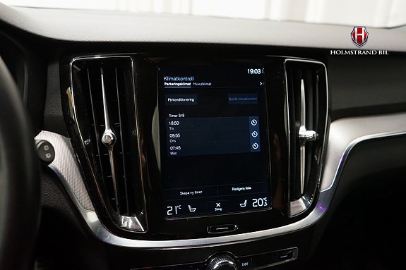Volvo V60 20 of 26