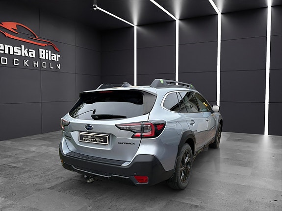 Subaru Outback 5 of 17