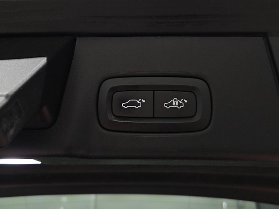 Volvo V90 14 of 23