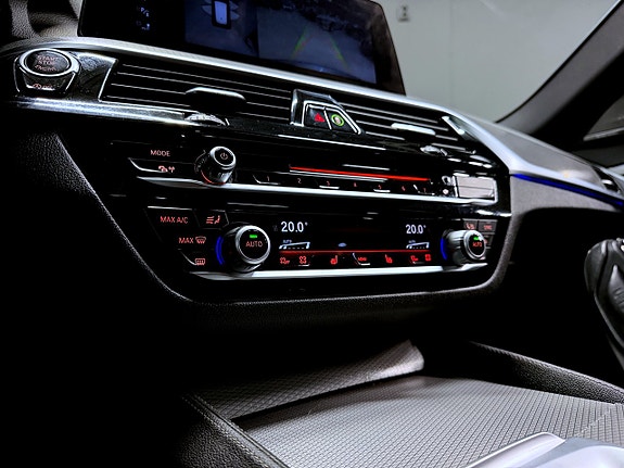 BMW 540i 11 of 21