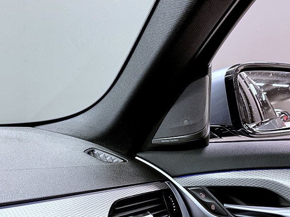 BMW 540i 15 of 21