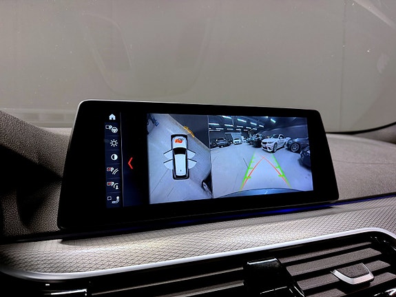 BMW 540i 7 of 21