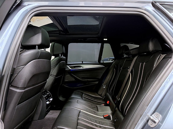 BMW 540i 18 of 21