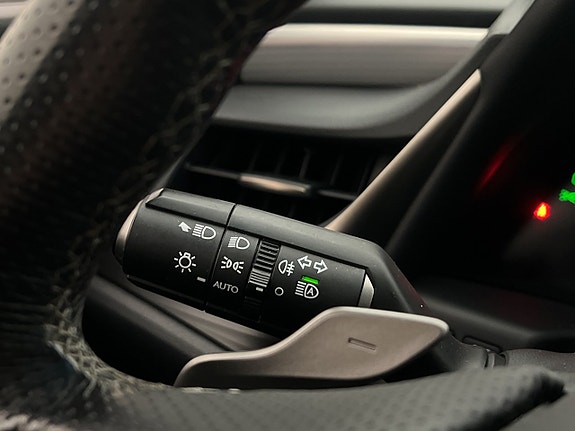 Lexus ES300h 16 of 30