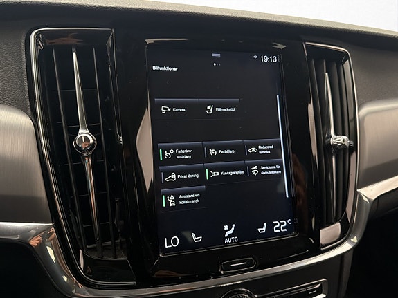 Volvo V90 23 of 30