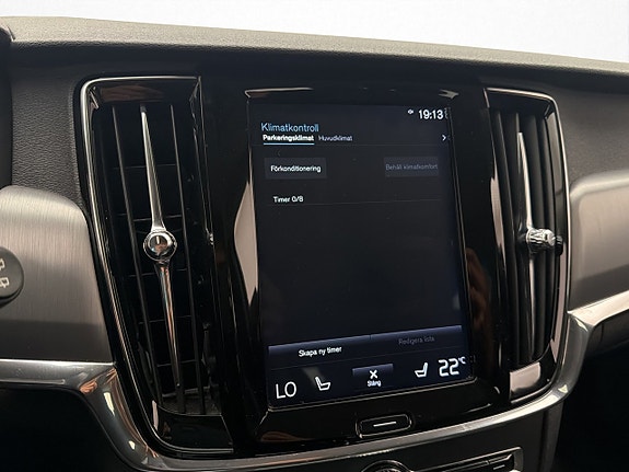 Volvo V90 24 of 30