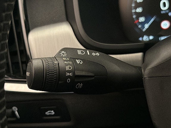 Volvo V90 14 of 30