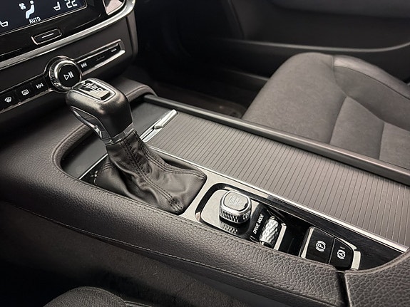 Volvo V90 27 of 30