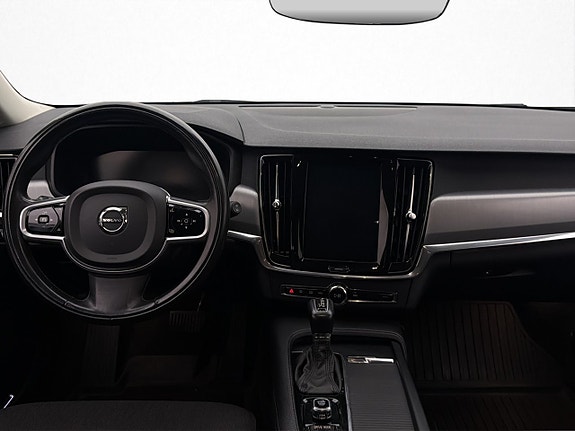 Volvo V90 13 of 30