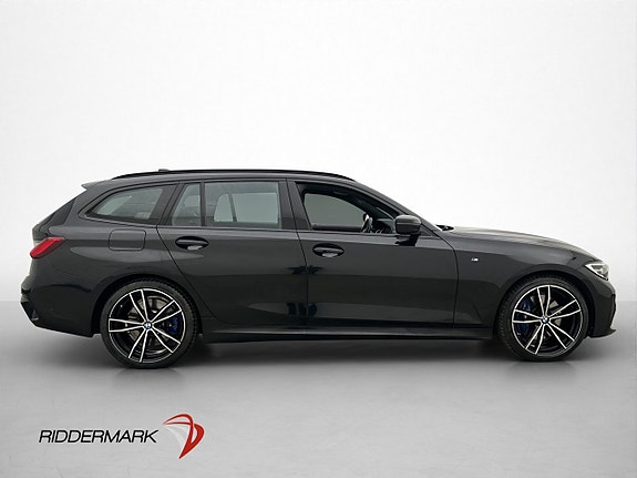 BMW 330i 9 of 30