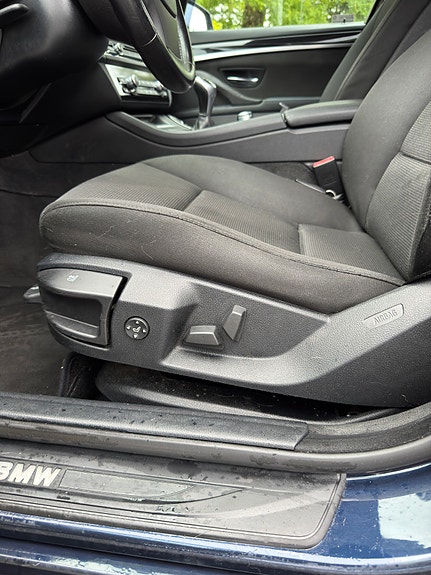 BMW 520d 13 of 26