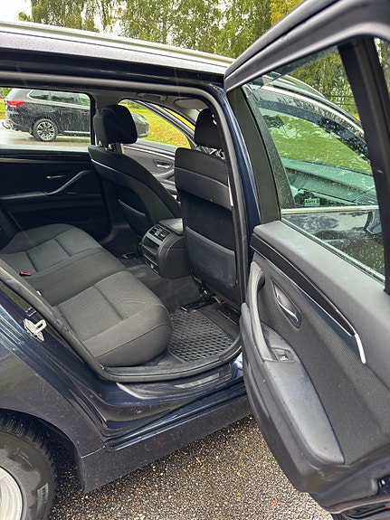 BMW 520d 16 of 26