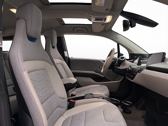 BMW i3 25 of 30