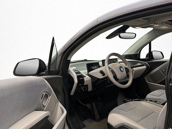 BMW i3 10 of 30