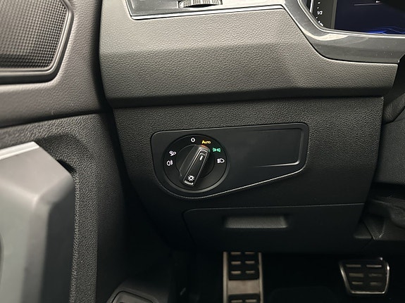 Volkswagen Tiguan 14 of 30
