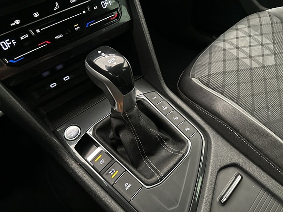 Volkswagen Tiguan 25 of 30
