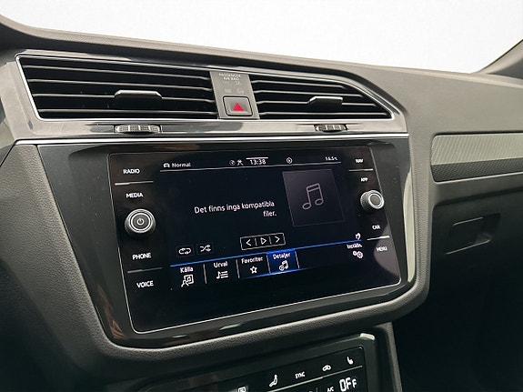 Volkswagen Tiguan 22 of 30