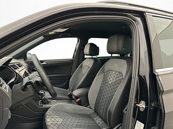 Volkswagen Tiguan 11 of 30