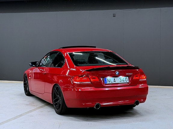 BMW 335i 4 of 12