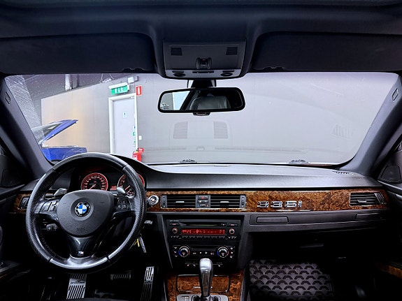 BMW 335i 3 of 12