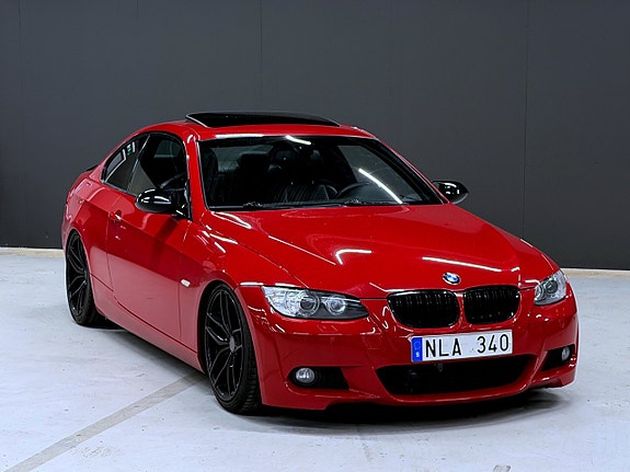 BMW 335i 8 of 12