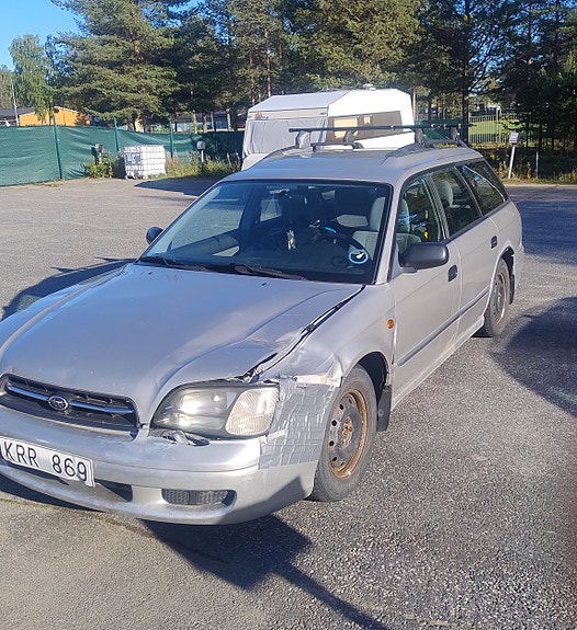 Subaru Legacy 2 of 6