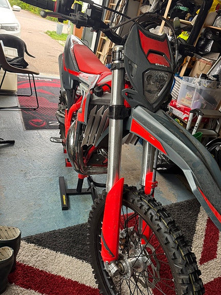 Beta Xtrainer 300 2T 3 of 4
