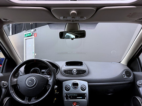 Renault Clio 3 of 14