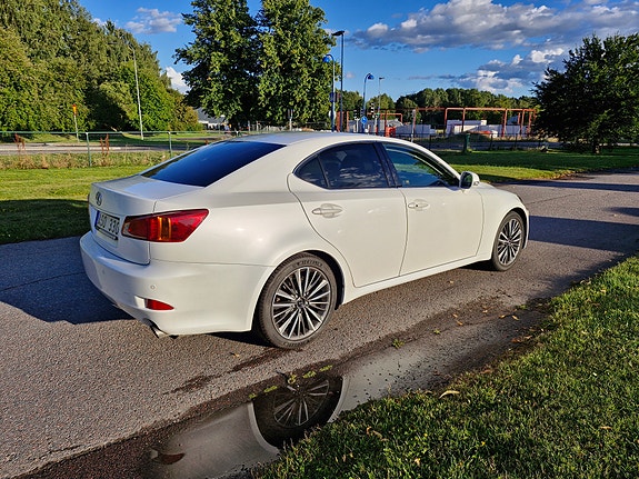 Lexus IS250 11 of 11