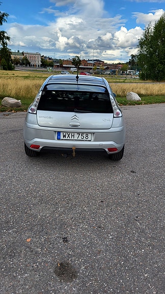 Citroen C4 9 of 12